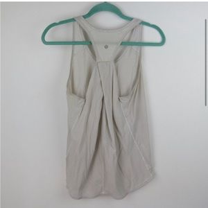 Lululemon Grey Textured Relaxed Racerback Tank sz 4